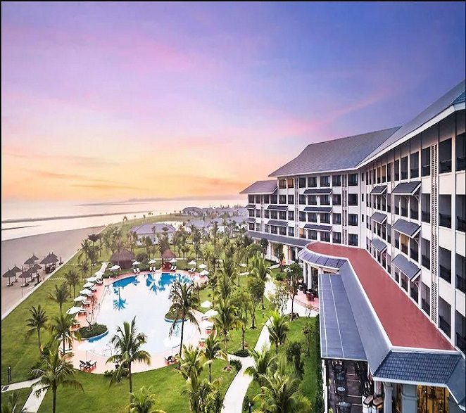 Melia Vinpearl Cua Hoi Beach Resort 1